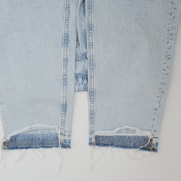 🎉hp🎊 Zara mom fit jeans - Picture 5 of 7